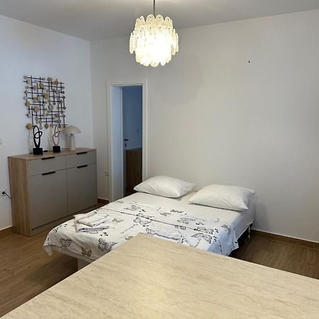 Apartmani Svemir Драге Екстер'єр фото