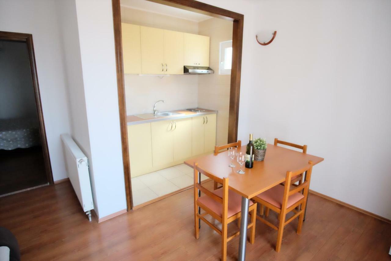 Apartmani Svemir Драге Екстер'єр фото