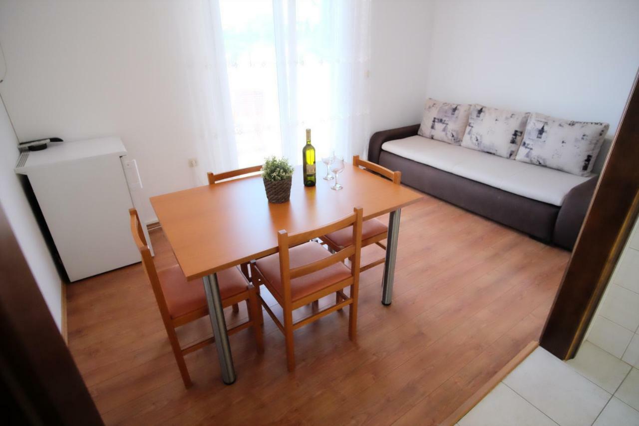 Apartmani Svemir Драге Екстер'єр фото