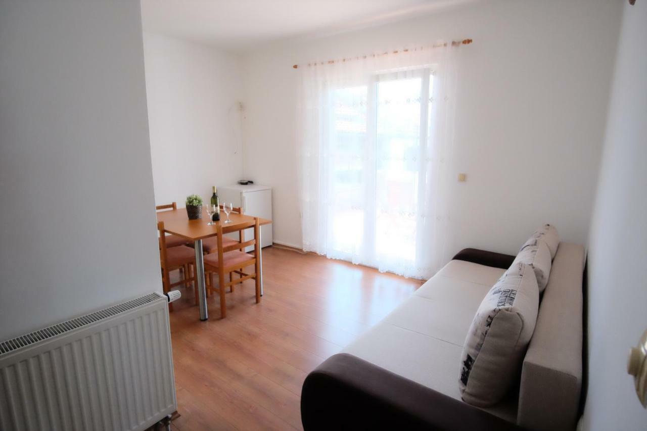 Apartmani Svemir Драге Екстер'єр фото