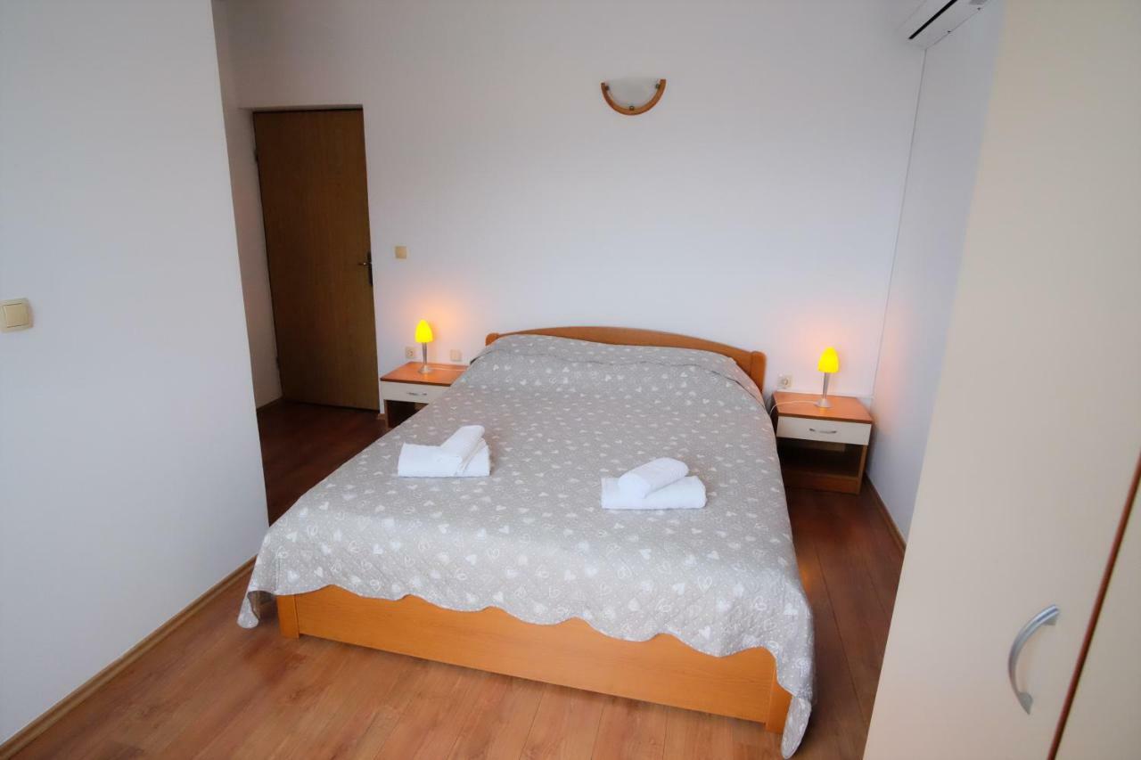 Apartmani Svemir Драге Екстер'єр фото